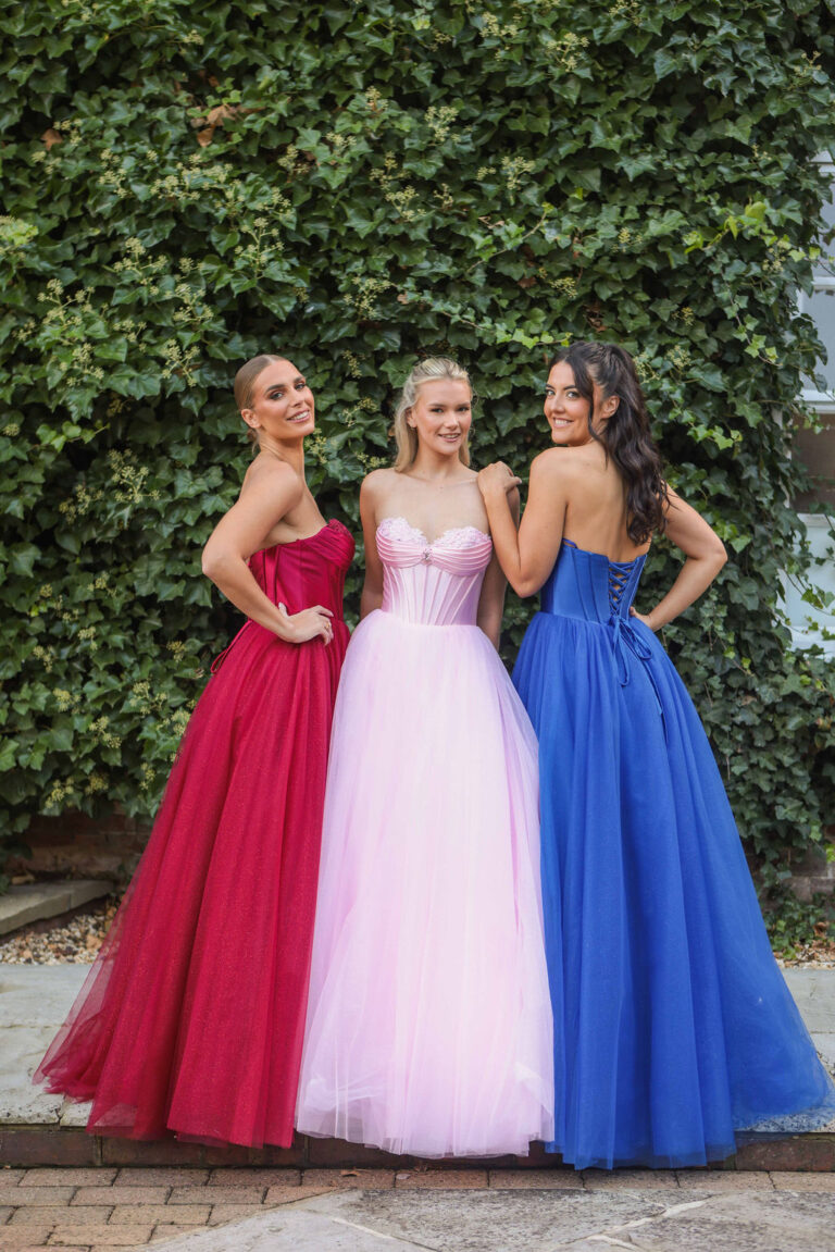 Prom dresses and prom gowns at discount prices.