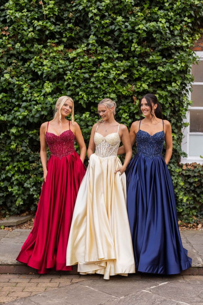 Prom dresses and prom gowns at discount prices.