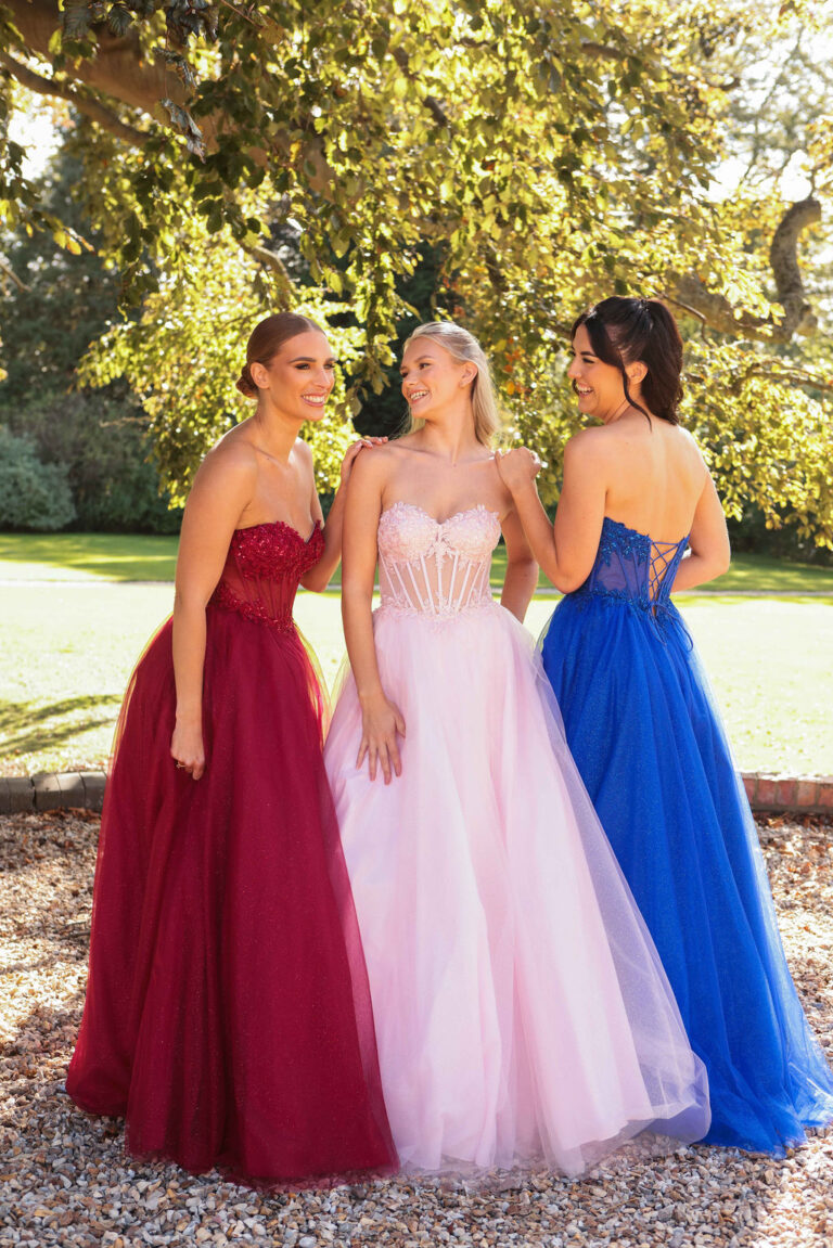 Prom dresses and prom gowns at discount prices.
