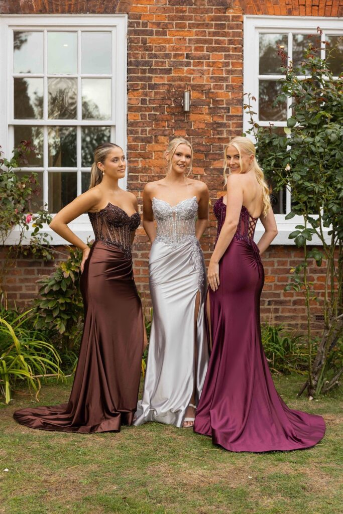 Prom dresses and prom gowns at discount prices.