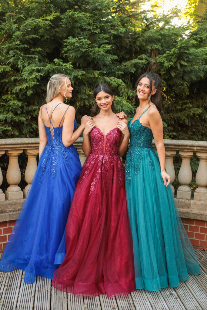 Prom dresses and prom gowns at discount prices.