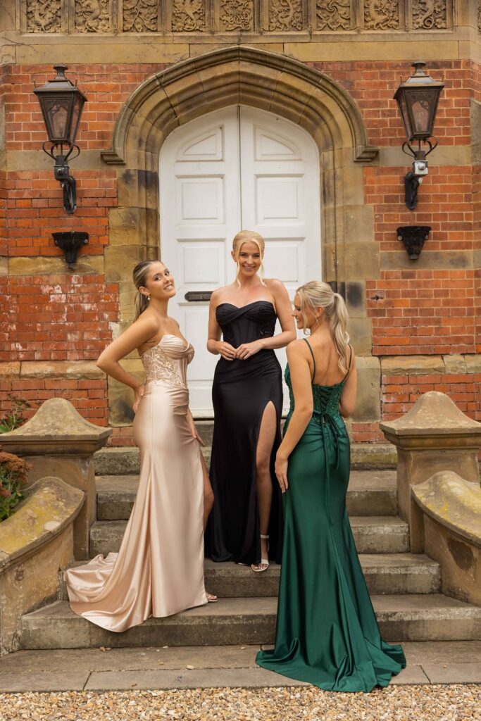 Prom dresses and prom gowns at discount prices.