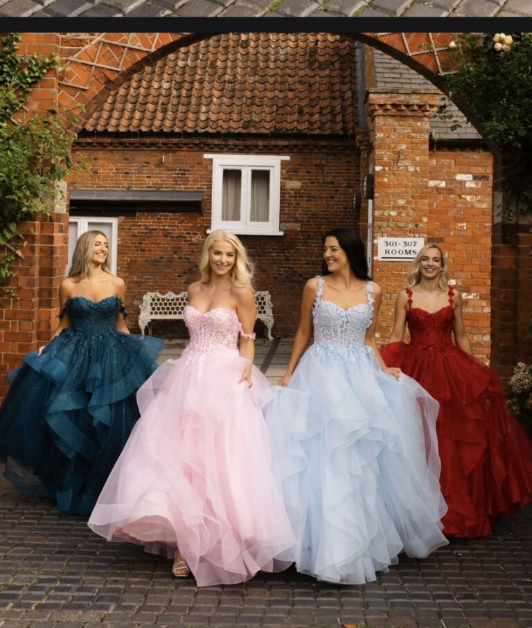 Prom dresses and prom gowns at discount prices.