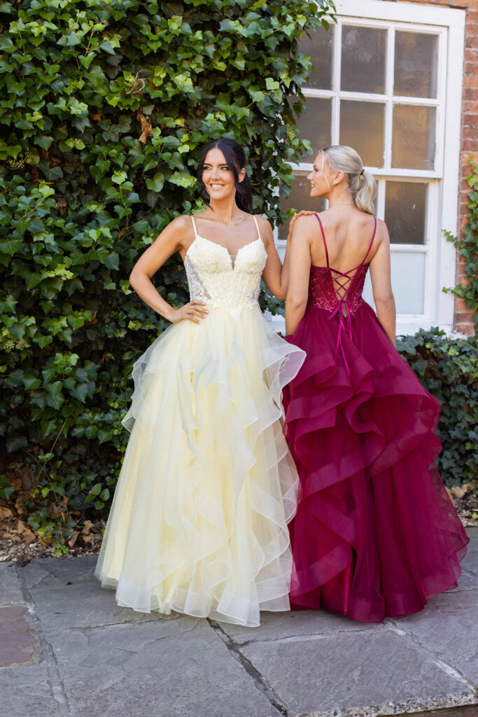 Prom dresses and prom gowns at discount prices.