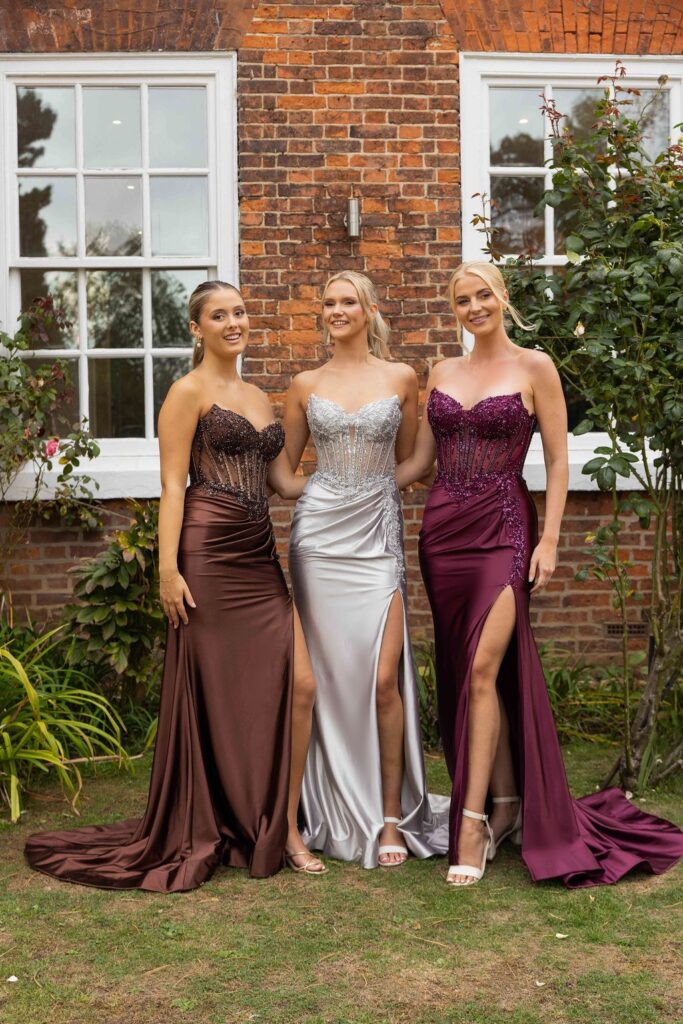 Prom dresses and prom gowns at discount prices.