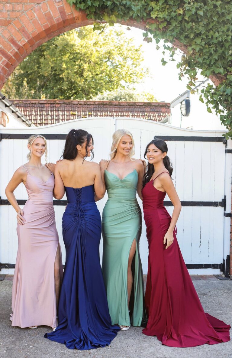 Prom dresses and prom gowns at discount prices.