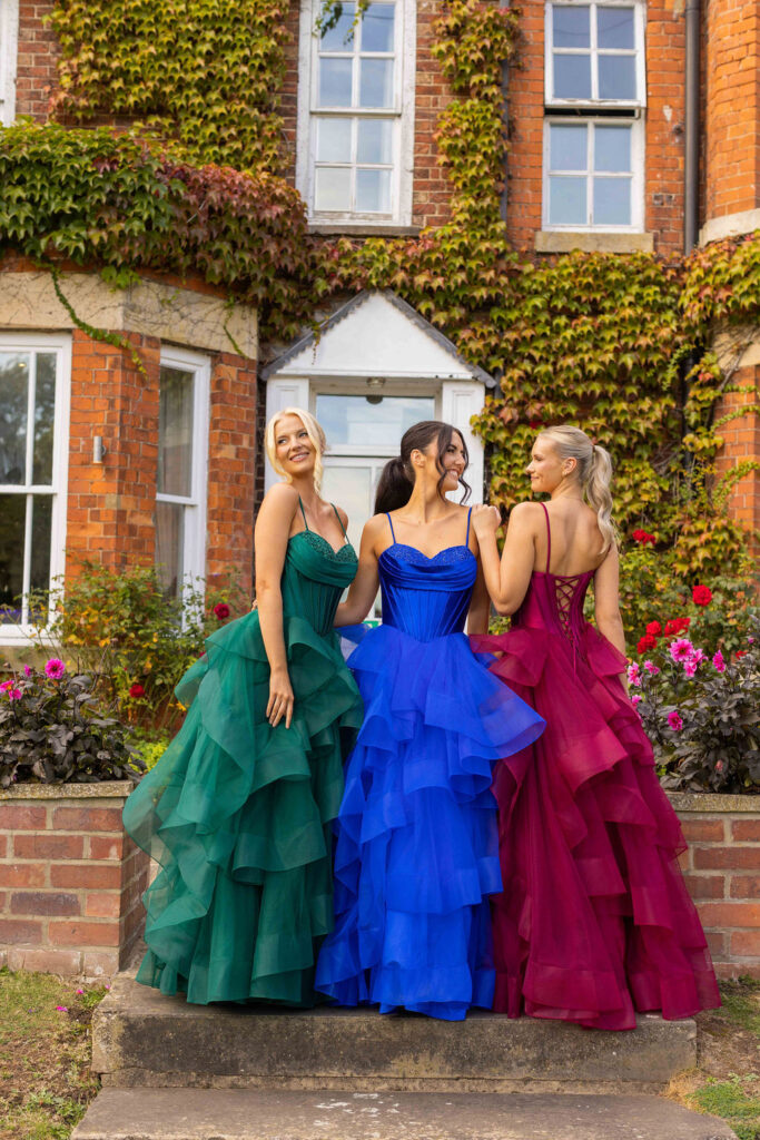 Prom dresses and prom gowns at discount prices.