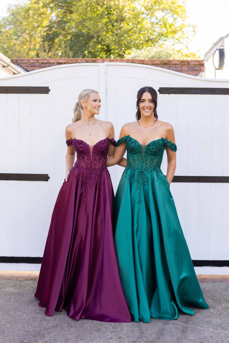 Prom dresses and prom gowns at discount prices.