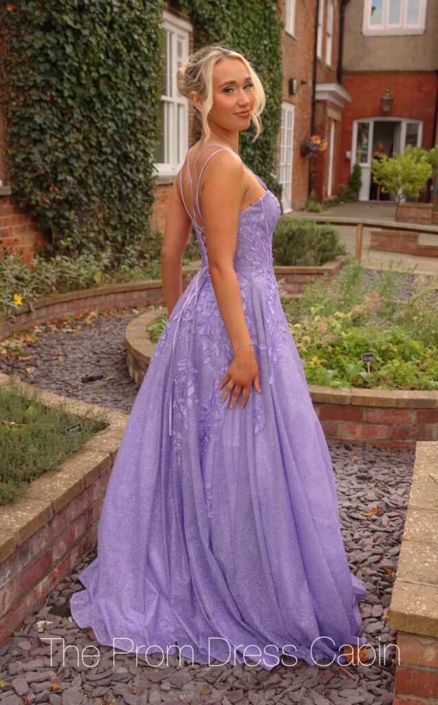 Prom dresses and prom gowns at discount prices.
