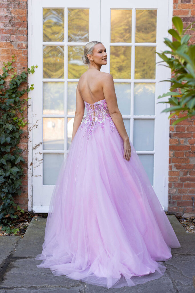 Prom dresses and prom gowns at discount prices.