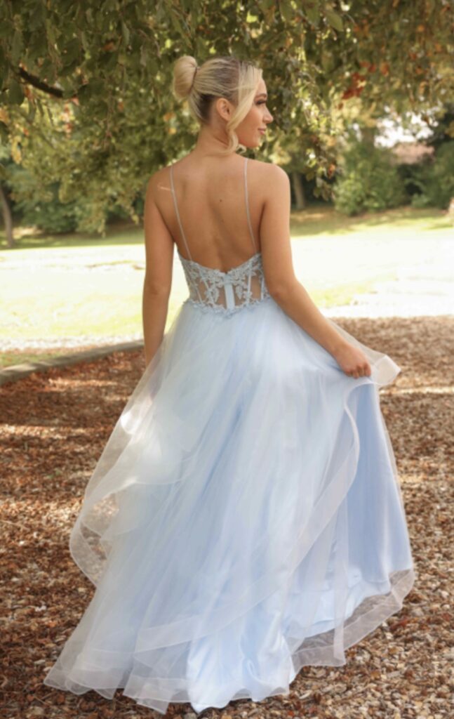 Prom dresses and prom gowns at discount prices.